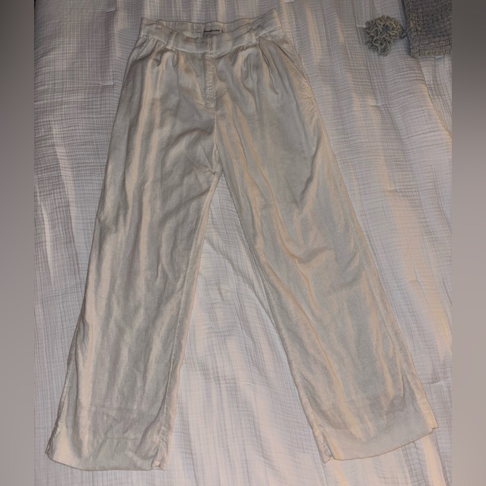 Abercrombie White Linen Trousers